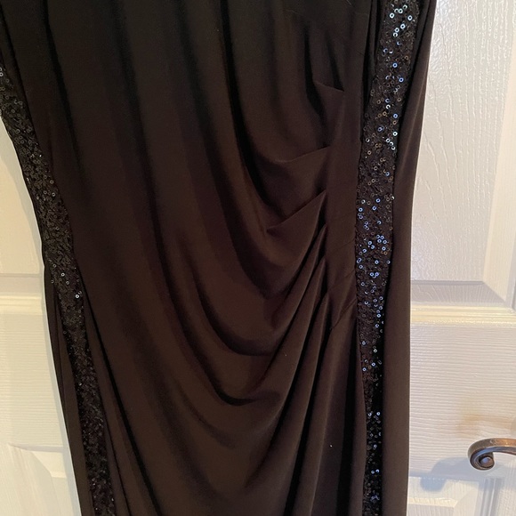 Women’s black sequin dress size medium - Picture 5 of 13